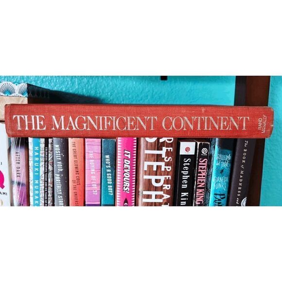 Vintage "The Magnificent Continent" Coffee Table Book - Picture 1 of 5